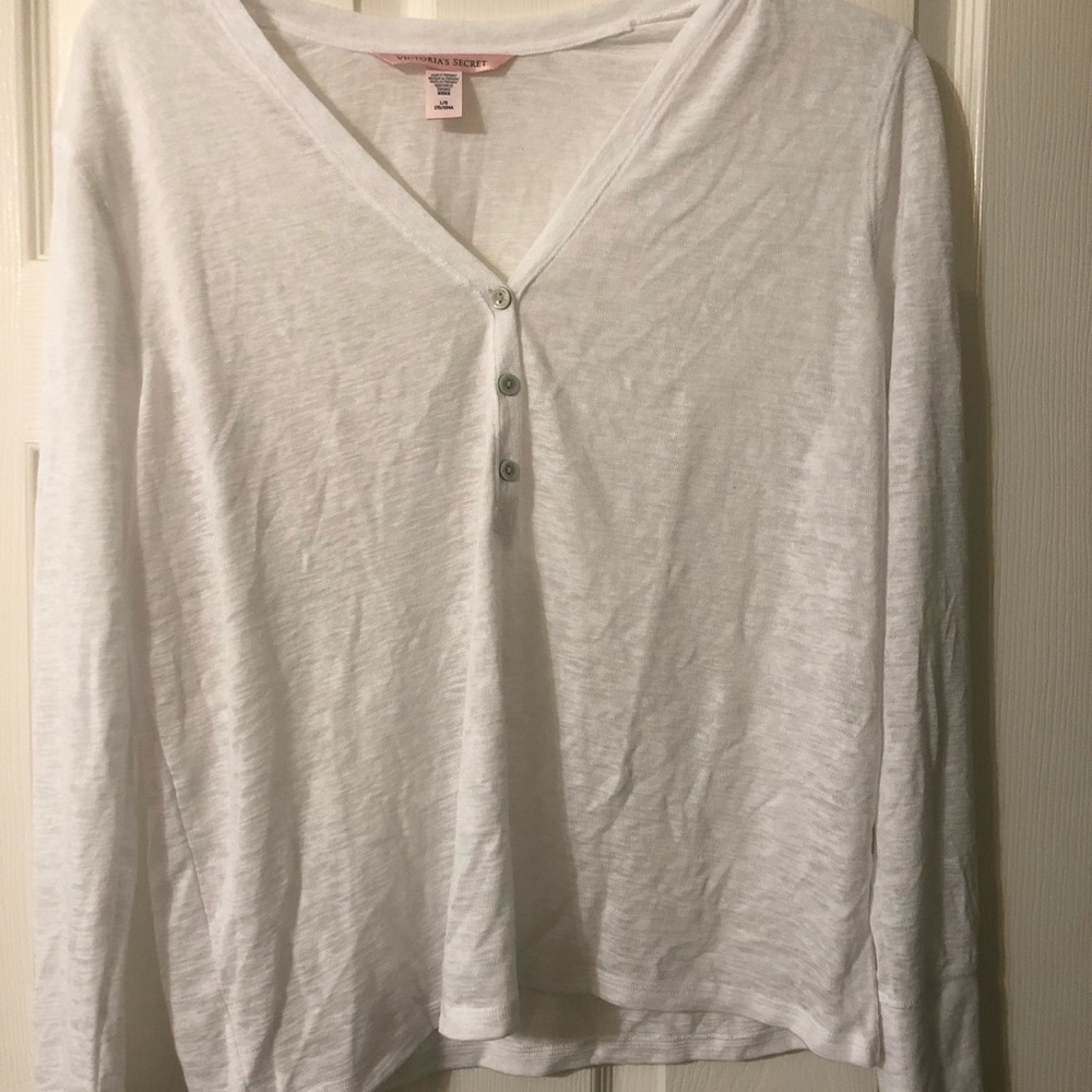 Victoria Secrets size large sleep shirt